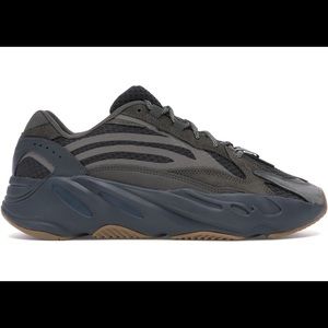 Adidas Yeezy Boost 700 V2